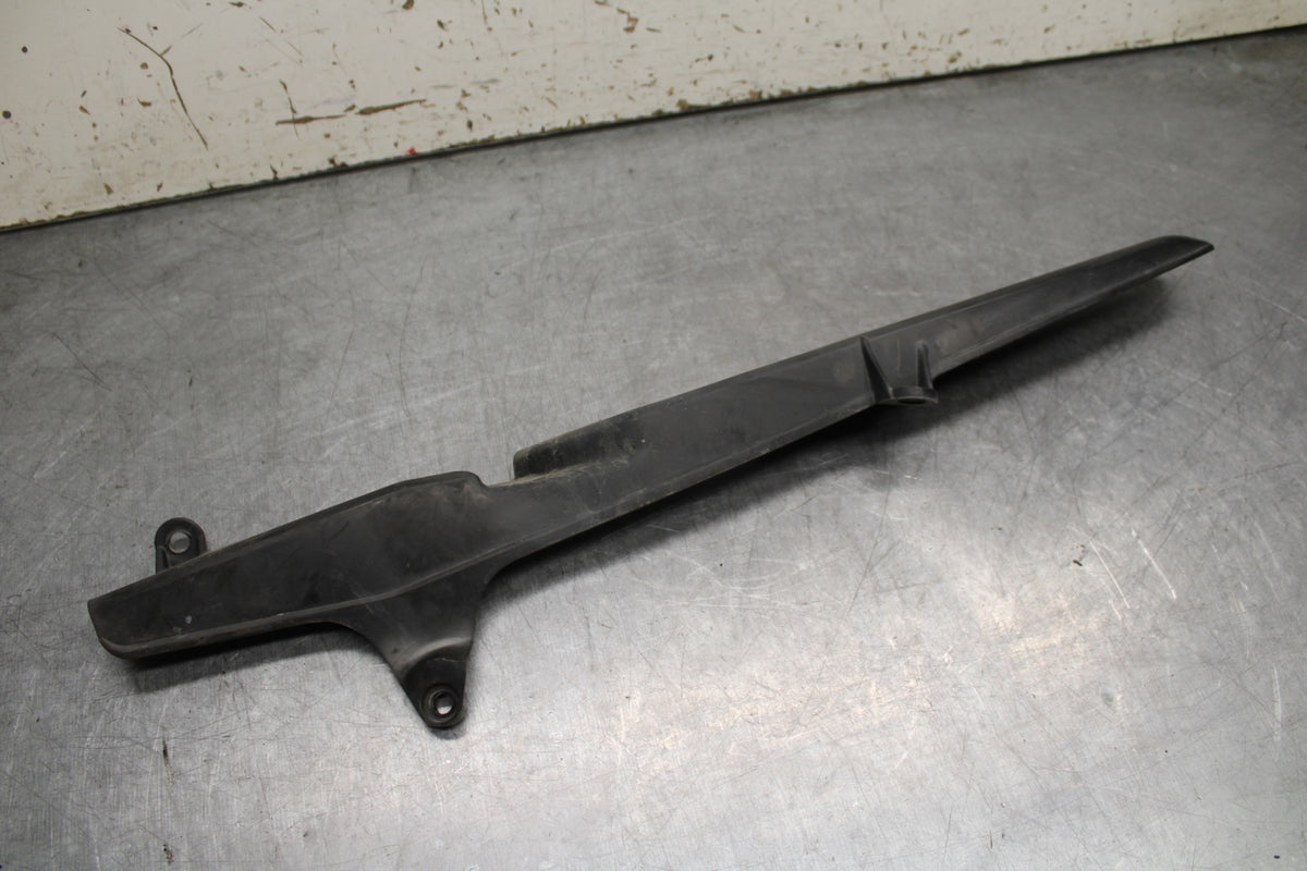 05-06 HONDA CBR600RR REAR BACK DRIVE CHAIN GUARD COVER SHIELD BB727
