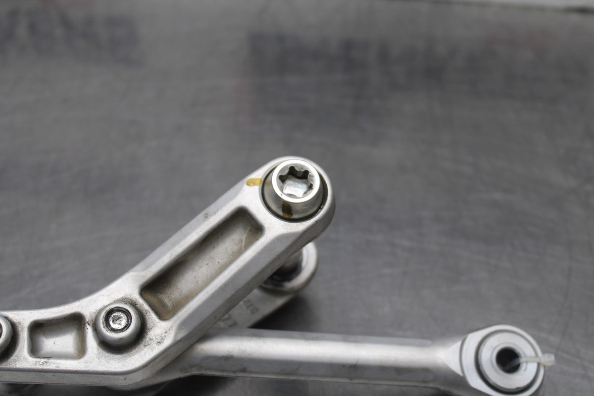 16 DUCATI 959 PANIGALE REAR DOGBONE SHOCK LINKAGE LINK BB912