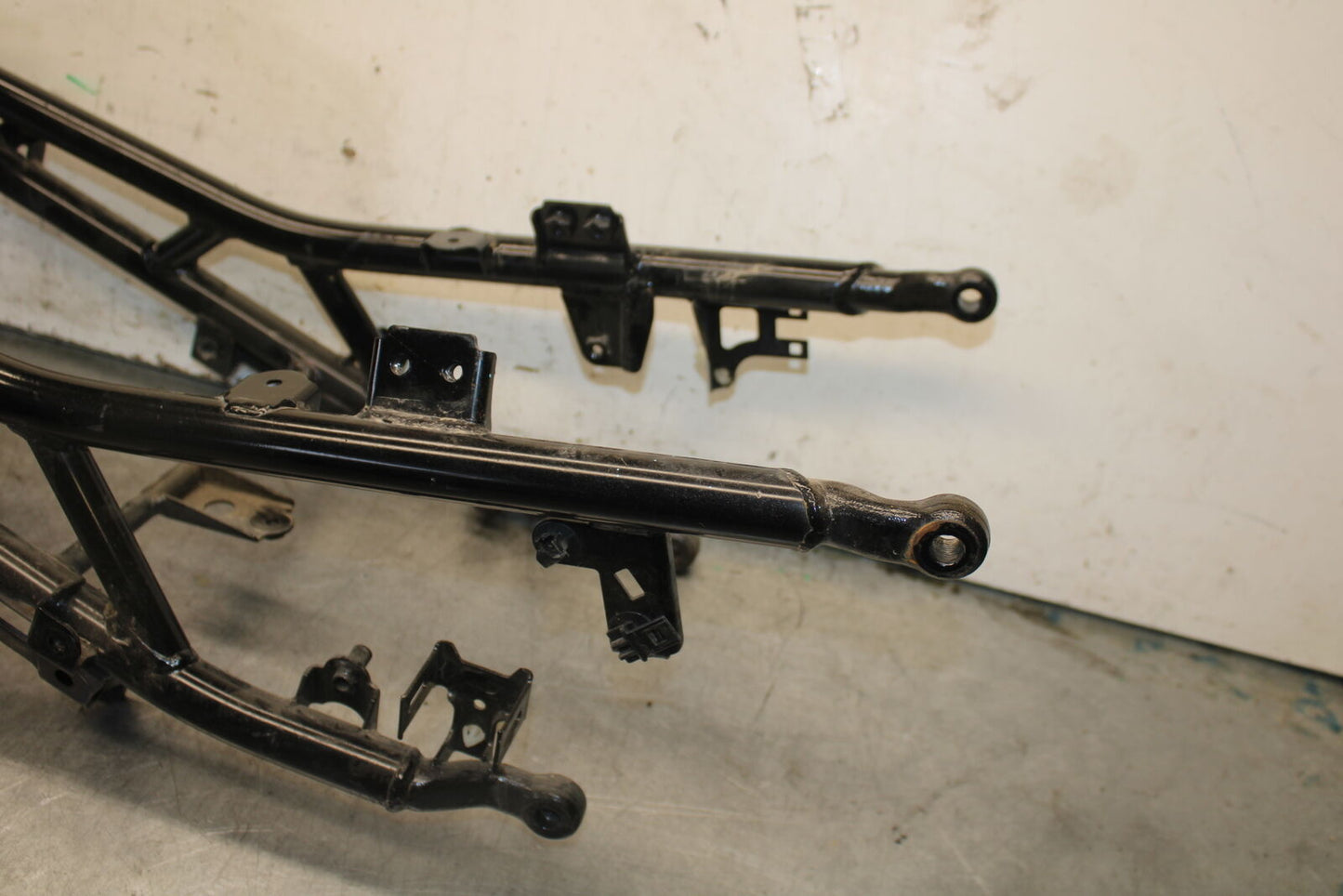 13-15 HONDA CBR500R REAR SUBFRAME BACK SUB FRAME 50240-MGZ-J01 BB704