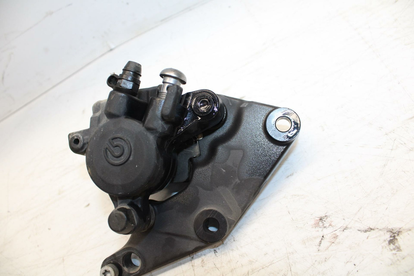 06-12 BMW F800ST REAR BACK BRAKE CALIPER W MOUNT BRACKET BB291