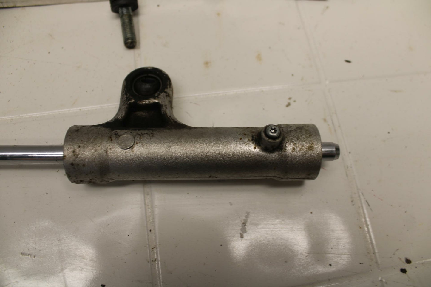 01-02 SUZUKI GSXR750 STEERING DAMPER STABILIZER BB15