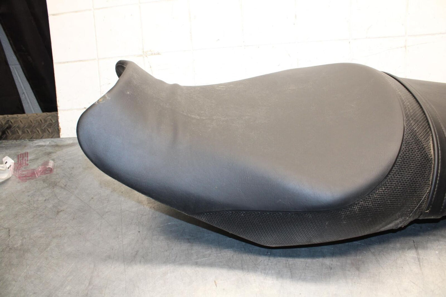 2012 Kawasaki Ninja ZX14R ZX1400E FRONT DRIVERS SEAT PAD SADDLE PILLION BB60
