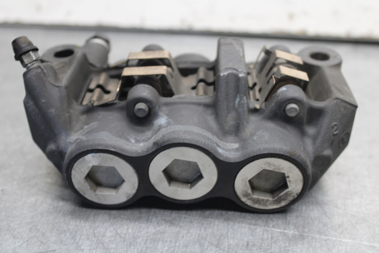 07-08 YAMAHA YZF R1 RIGHT LEFT FRONT BRAKE CALIPER SET PAIR CALIPERS BB675