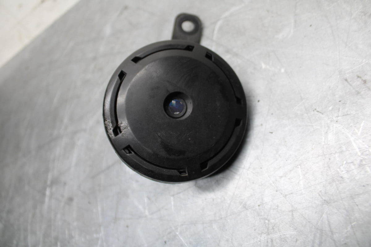 21 HUSQVARNA VITPILEN 401 HORN SIGNAL BB467