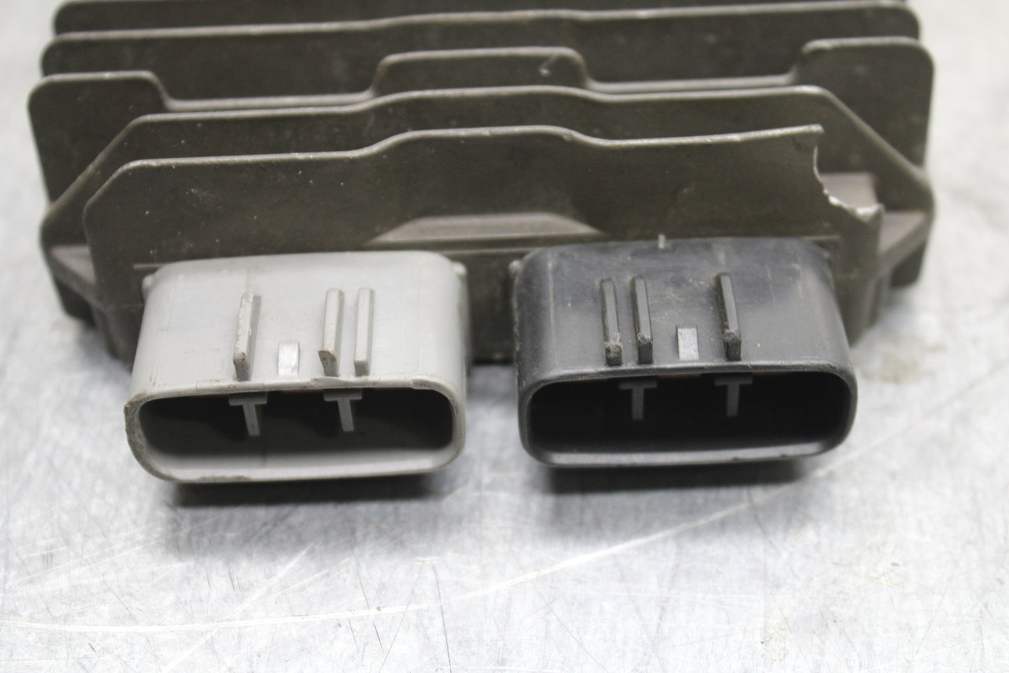 13-17 KAWASAKI NINJA ZX6R ZX636E RECTIFIER VOLTAGE REGULATOR BB735