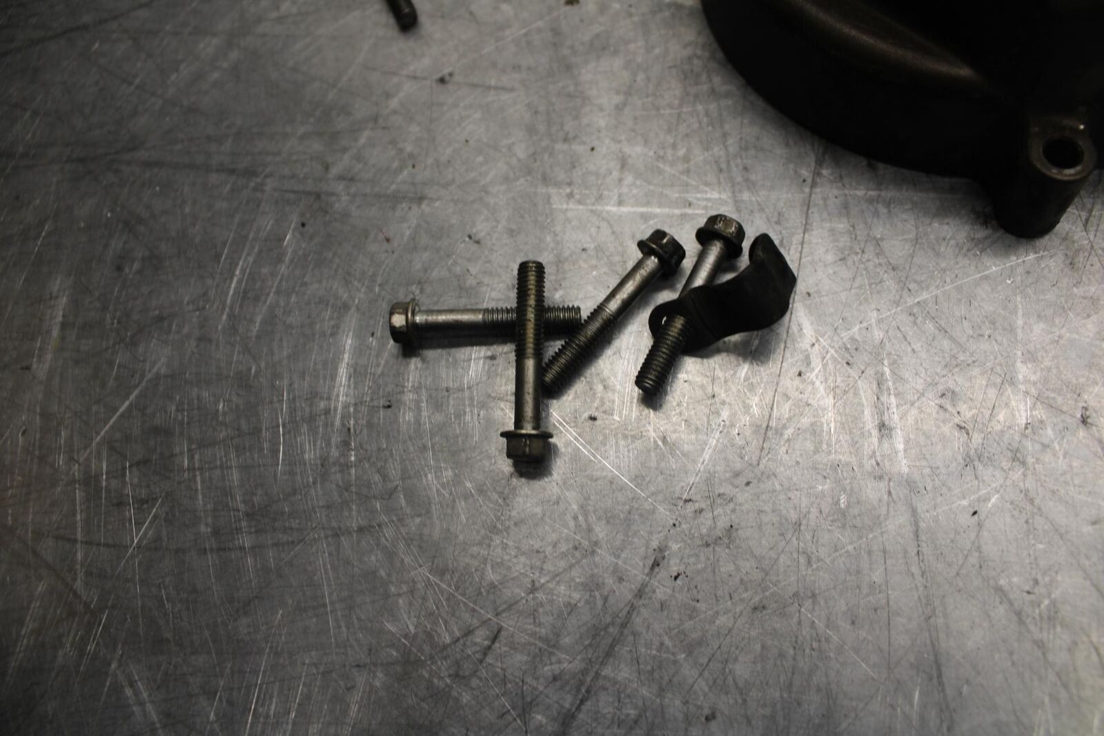 2004 Kawasaki Ninja ZX6RR ZX600M ENGINE SPROCKET COVER BB43