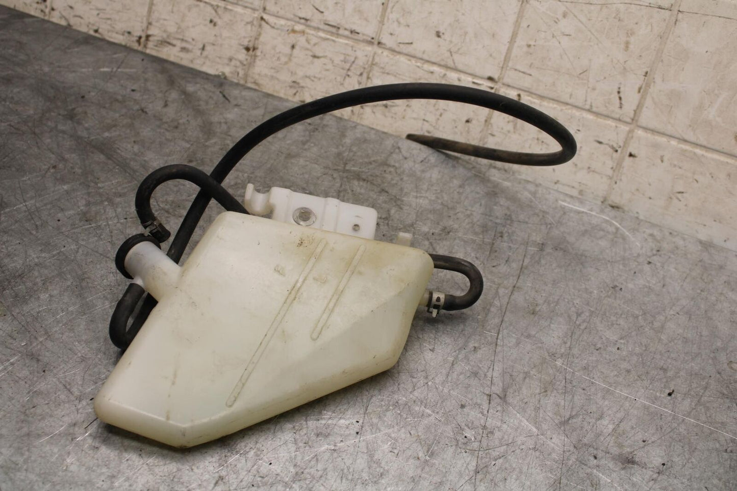 06-07 SUZUKI GSXR600 750 COOLANT WATER TANK RESERVOIR BOTTLE BB543