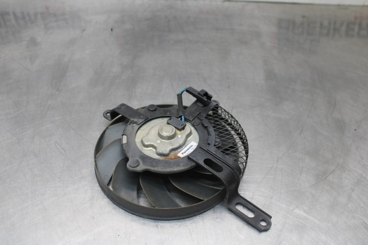 11-26 SUZUKI GSXR750 ENGINE RADIATOR COOLING FAN BB900