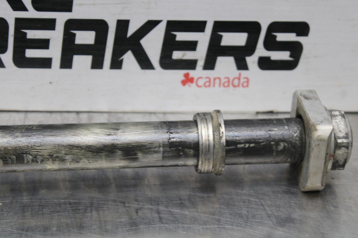 08-10 SUZUKI GSXR 600 REAR AXLE BACK WHEEL RIM PIVOT BOLT AXEL BB835