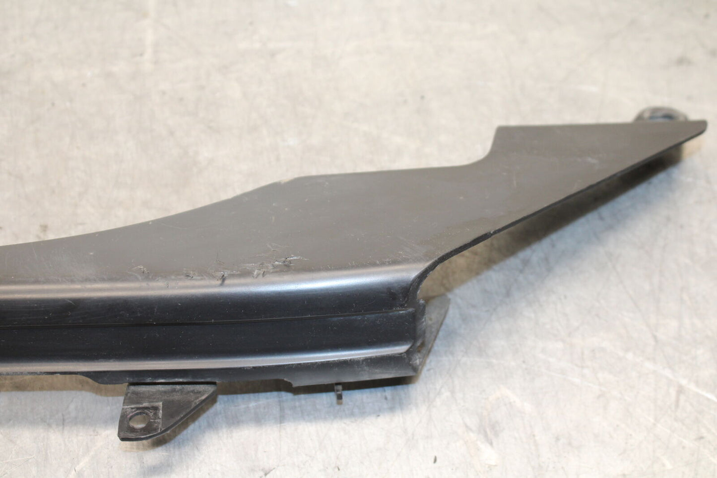 07-08 YAMAHA YZF R1 REAR BACK DRIVE CHAIN GUARD COVER SHIELD BB724