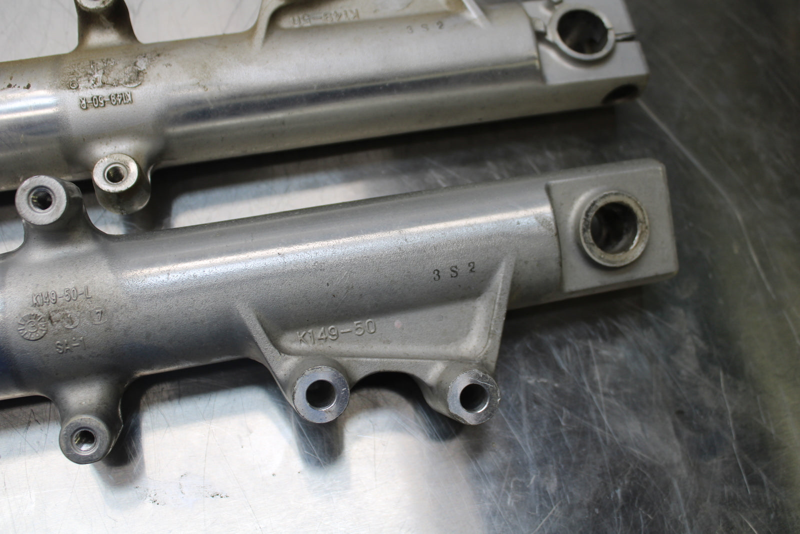 04 SUZUKI INTRUDER 800 FRONT FORKS SHOCK SUSPENSION SET PAIR BB758