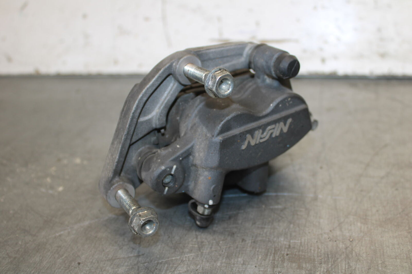 13-15 HONDA CBR500R RIGHT FRONT BRAKE CALIPER 45250-MGZ-J01 BB704