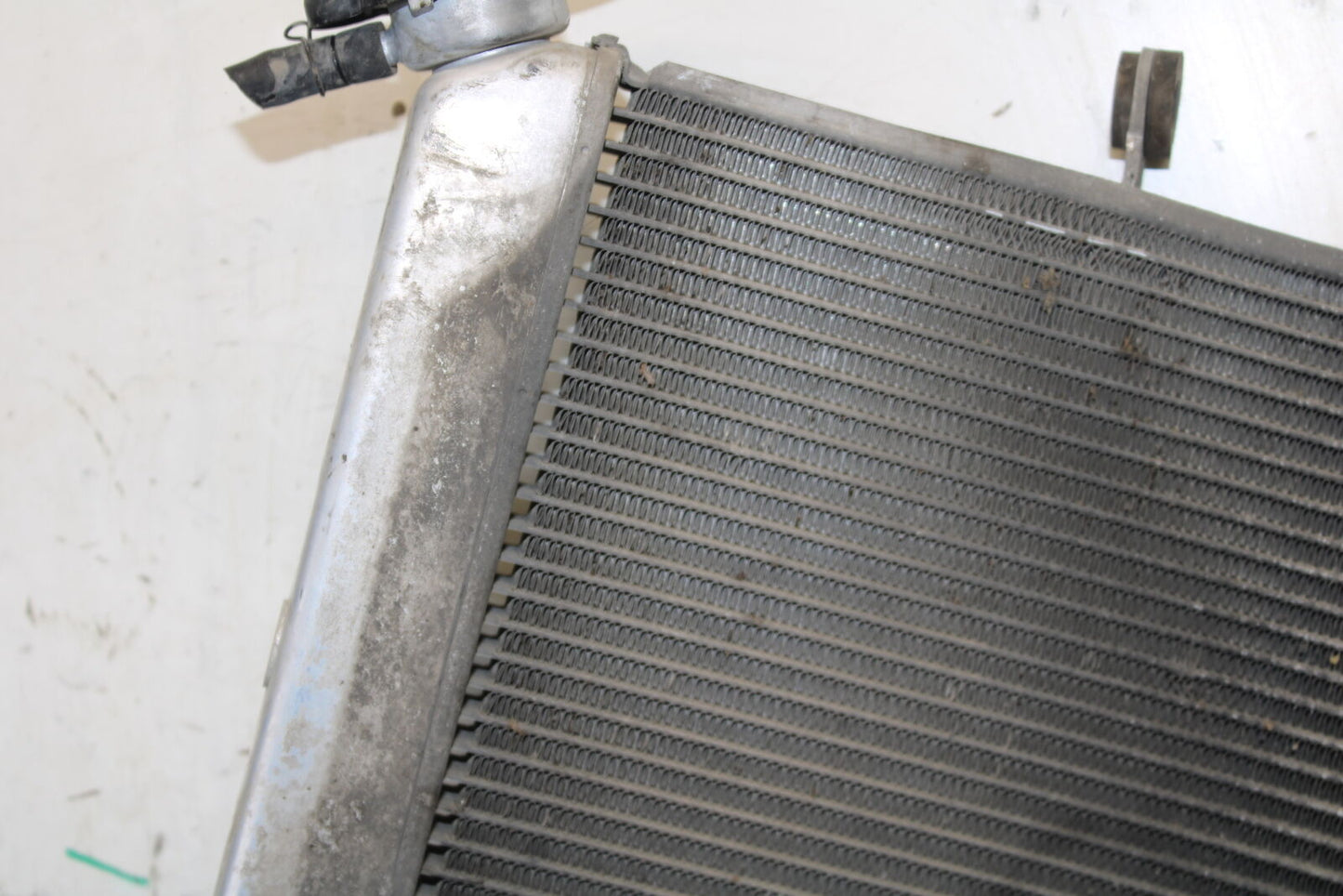 19-23 KAWASAKI NINJA ZX6R ENGINE RADIATOR MOTOR COOLER COOLING RADIATER BB701