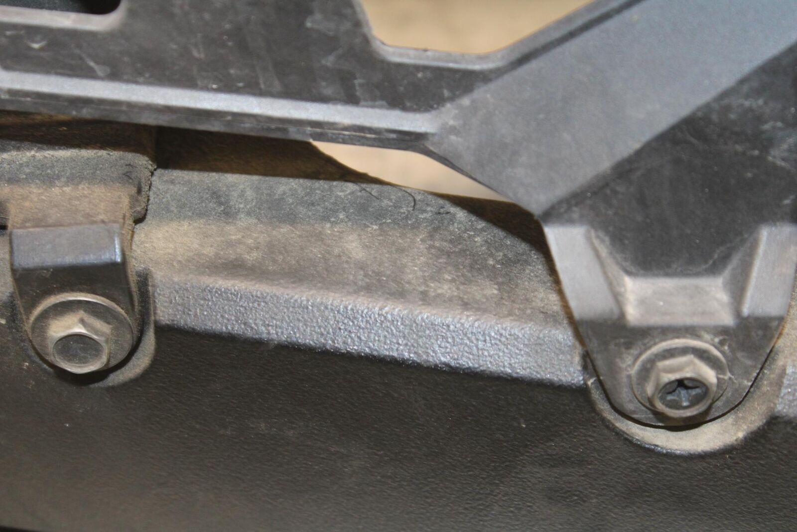 2011 Suzuki GSXR600 REAR SWINGARM BACK SUSPENSION 61000-14J00-YAP BB605