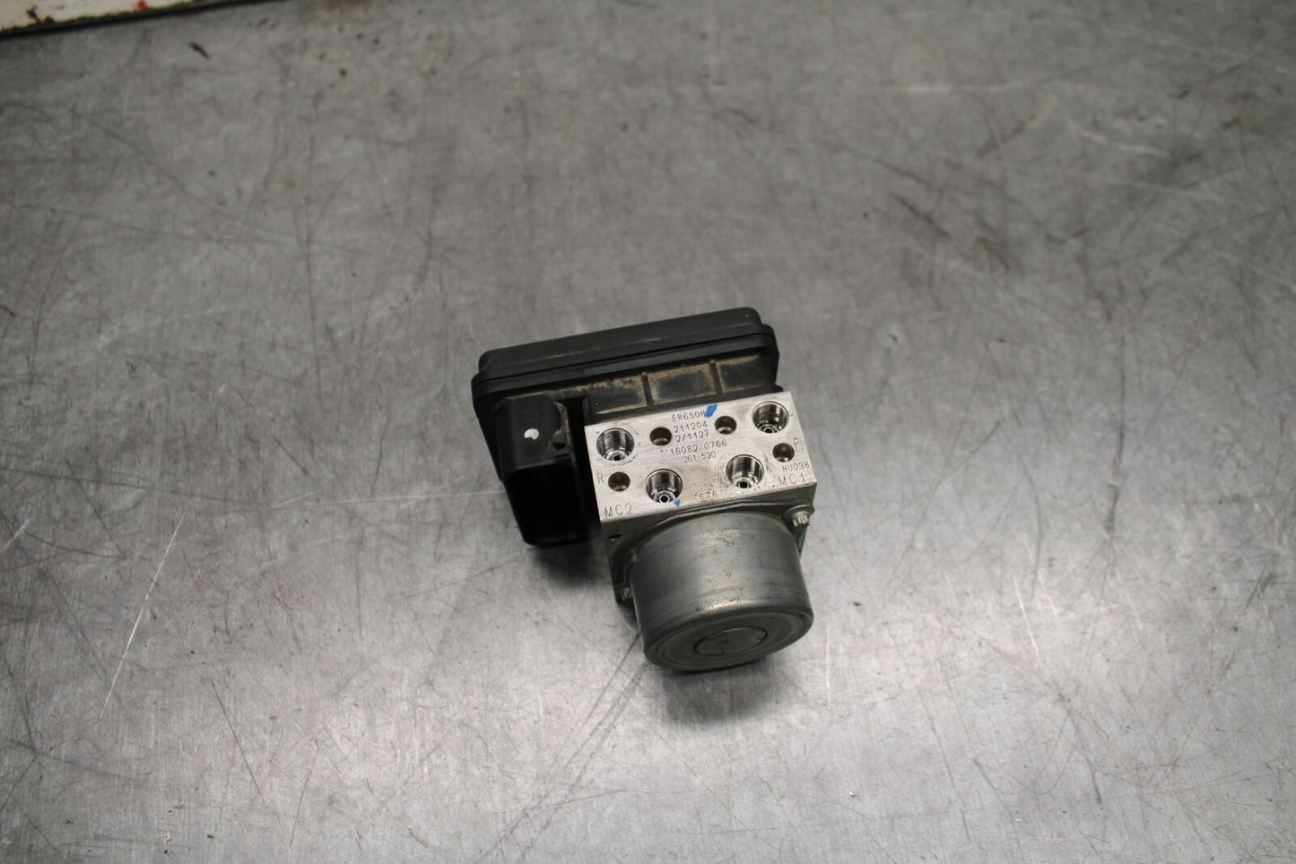 18-24 KAWASAKI NINJA 650 ABS PUMP UNIT MODULE BB725