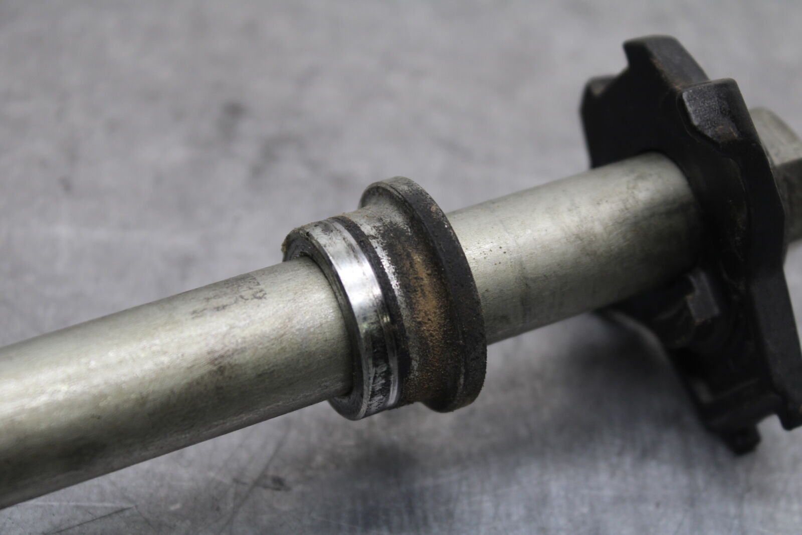 18-24 KAWASAKI NINJA 650 REAR AXLE BACK WHEEL RIM PIVOT BOLT AXEL BB725