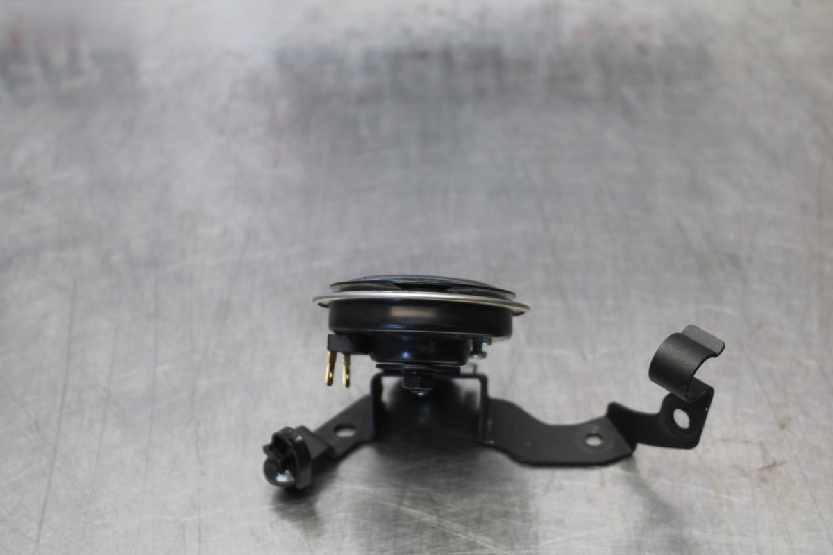 18-23 KAWASAKI NINJA 400 EX400 ABS HORN SIGNAL BB192