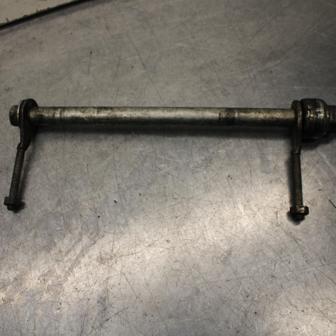 1996 Kawasaki Vulcan 800 VN800B Classic REAR AXLE WHEEL RIM PIVOT BOLT AXEL BB93