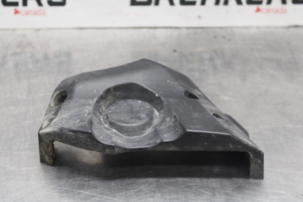 22-25 YAMAHA YZF R7 ENGINE SPROCKET COVER BB940