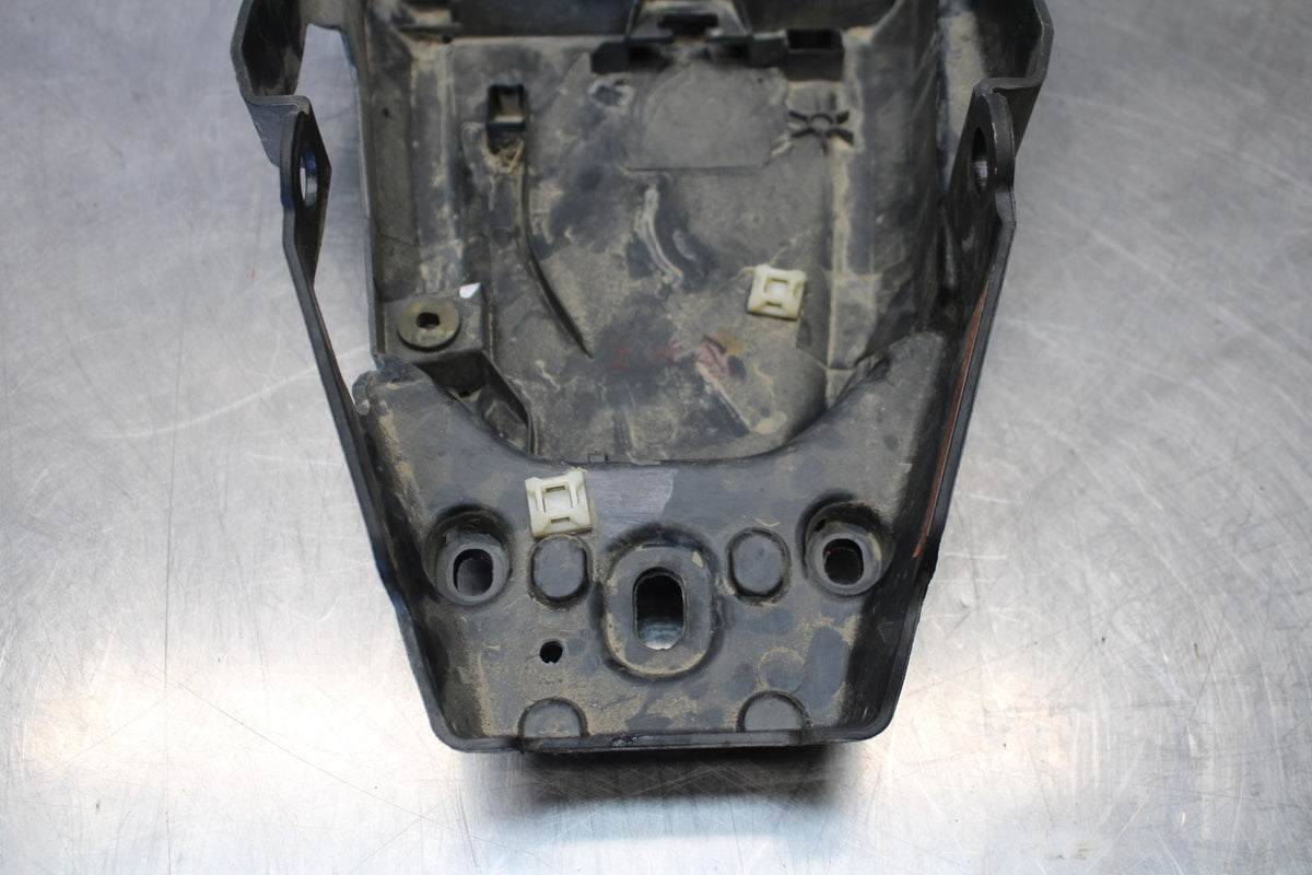 17-22 KTM 390 DUKE REAR BACK TAIL UNDERTAIL BATTERY TRAY PLASTIC BB180