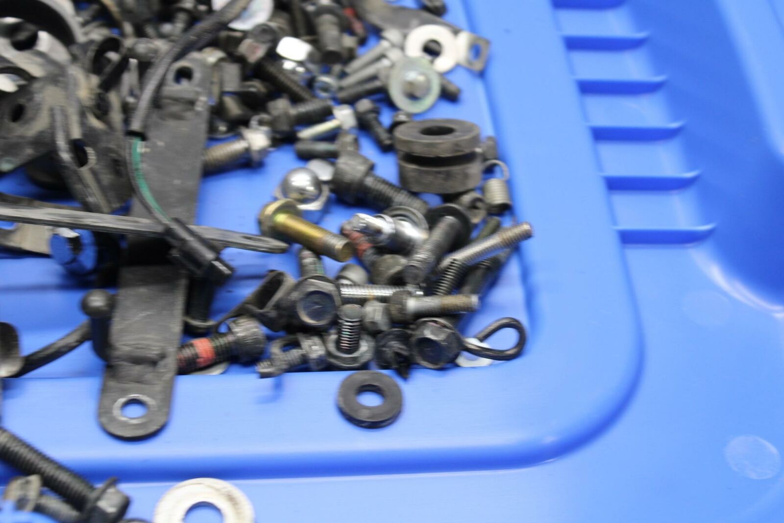 05-08 KAWASAKI VULCAN 1500 VN1500N CLASSIC BOLTS HARDWARE BB343