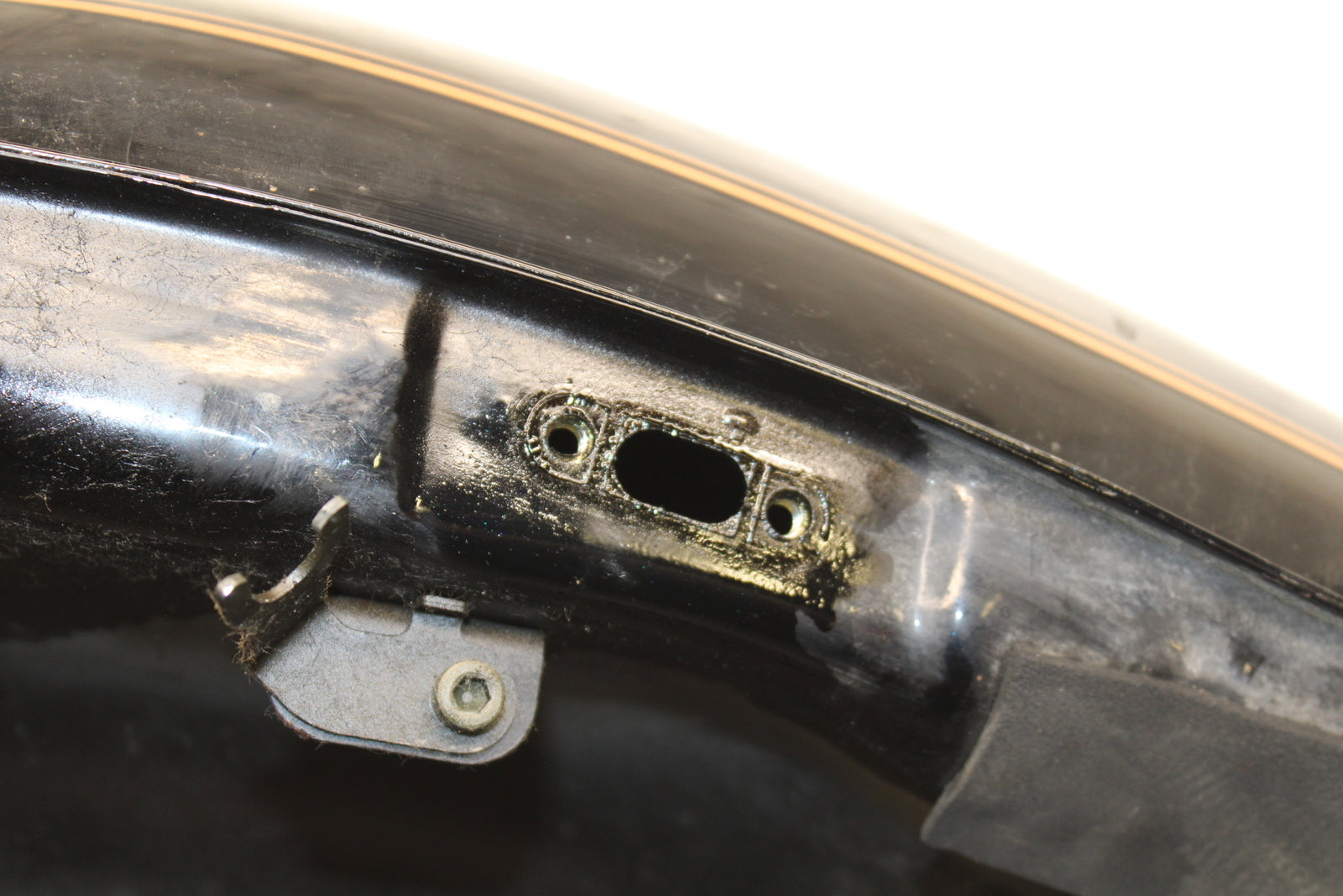 04 SUZUKI INTRUDER 800 GAS TANK FUEL PETROL RESERVOIR BB758