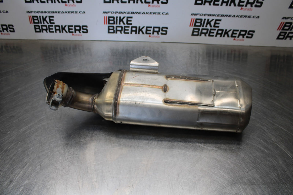 24-25 KAWASAKI NINJA ZX4R EXHAUST PIPE MUFFLER SLIP ON CAN SILENCER BB174