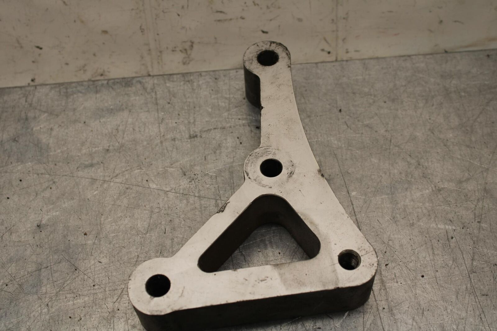 2007 Yamaha YZF R6S REAR DOGBONE SHOCK LINKAGE LINK BB594