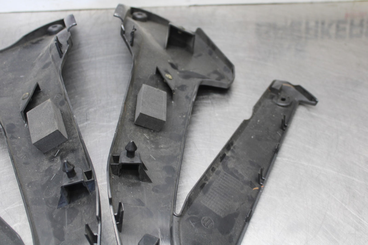 23 YAMAHA YZF R3 RIGHT LEFT FRONT SEAT PANELS TRIMS COWLS FAIRINGS COVER BB003