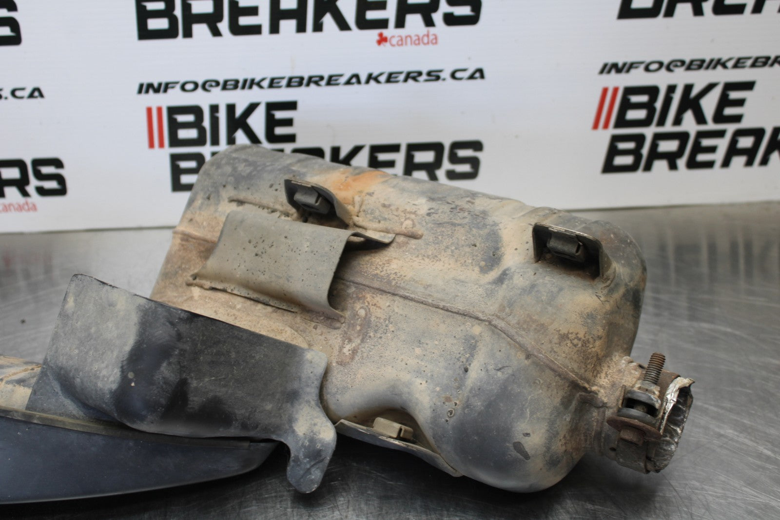 06-07 SUZUKI GSXR 600 EXHAUST PIPE MUFFLER SLIP ON CAN SILENCER BB170