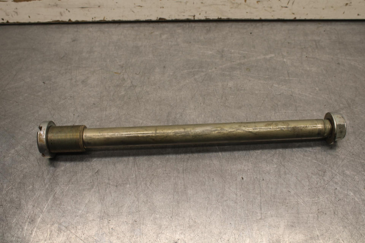 09-16 SUZUKI GSXR1000 REAR BACK SWINGARM BOLT SUSPENSION PIVOT AXLE  BB642