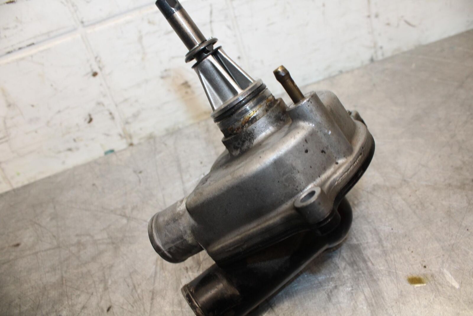 06-11 KAWASAKI  ZX-14R ENGINE WATER COOLANT PUMP  BB478