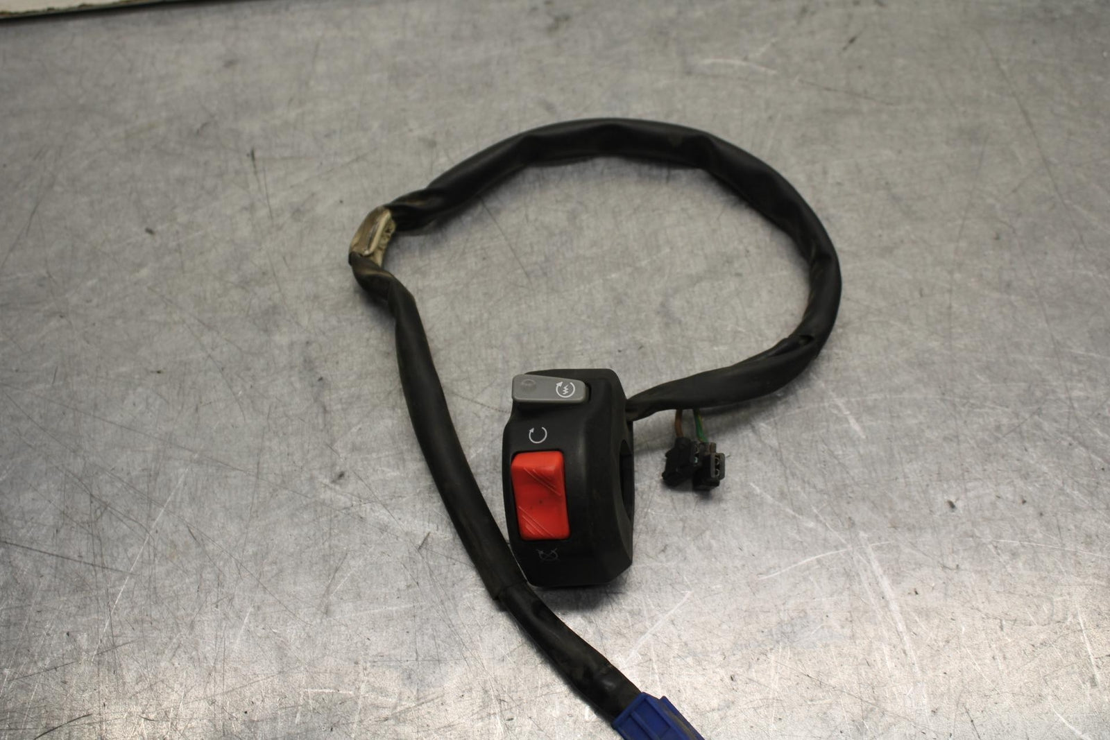 07-08 YAMAHA YZF R1 RIGHT CLIP ON HANDLE KILL OFF START SWITCH  BB575
