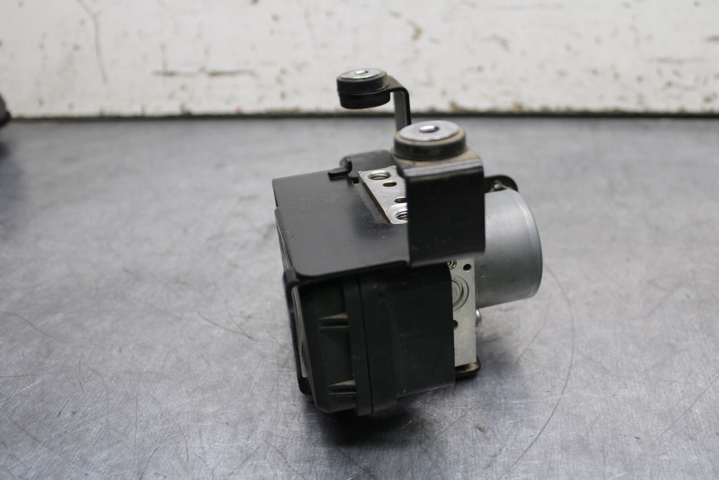 19-24 YAMAHA R3 ABS PUMP UNIT MODULE BB736