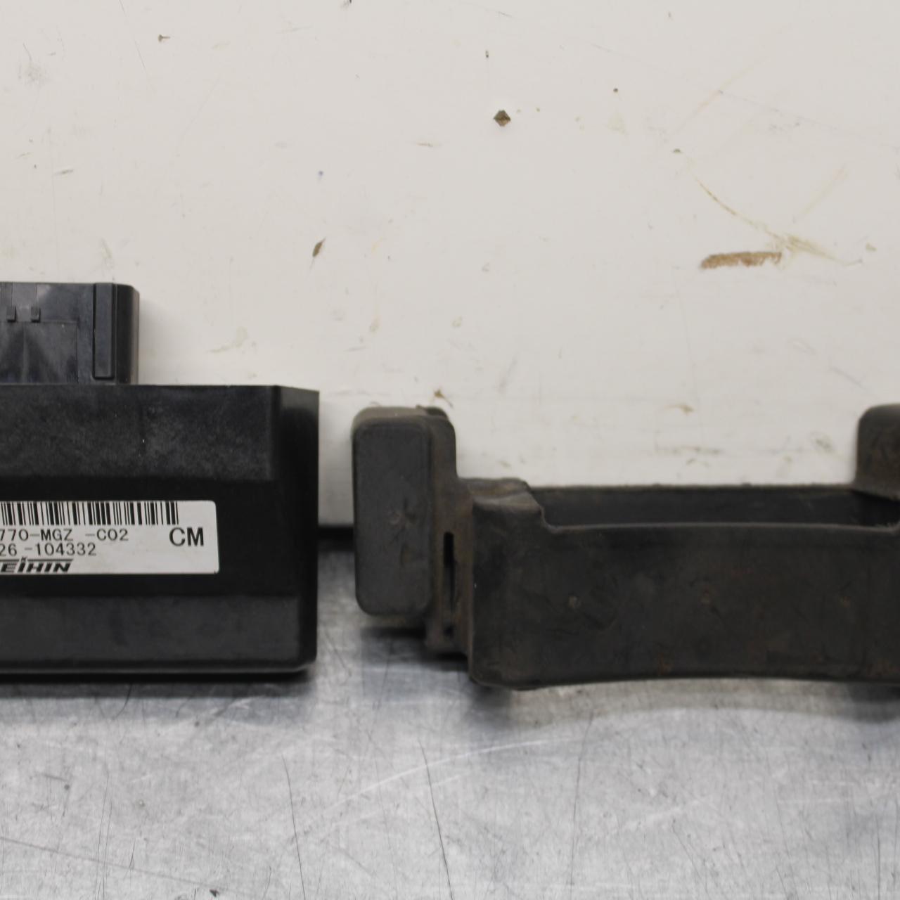 2014 Honda CB500F ABS ECU COMPUTER CONTROLLER UNIT BLACK BOX ECM CDI  BB102