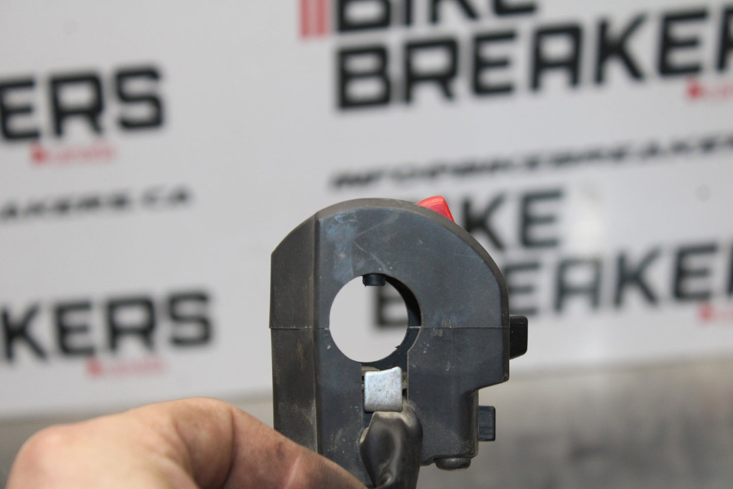 07-08 KAWASAKI NINJA ZX6R RIGHT CLIP ON HANDLE KILL OFF START SWITCH  BB203