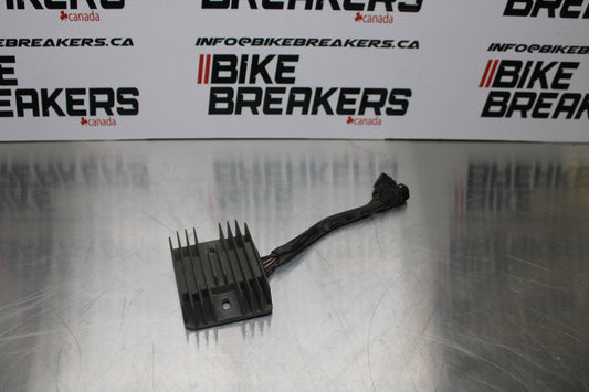 11 SUZUKI GSXR1000 RECTIFIER VOLTAGE REGULATOR BB142