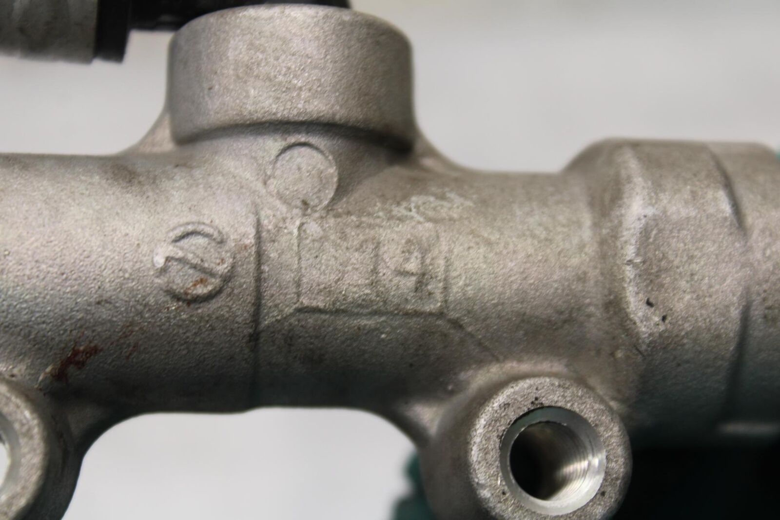 2005 Kawasaki Vulcan 1600 VN1600A REAR BACK BRAKE MASTER CYLINDER  BB574