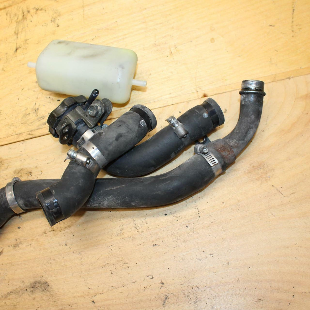 97-04 SUZUKI MARAUDER 800 RADIATOR HOSES ENGINE COOLANT WATER PIPES HOSE  BB312