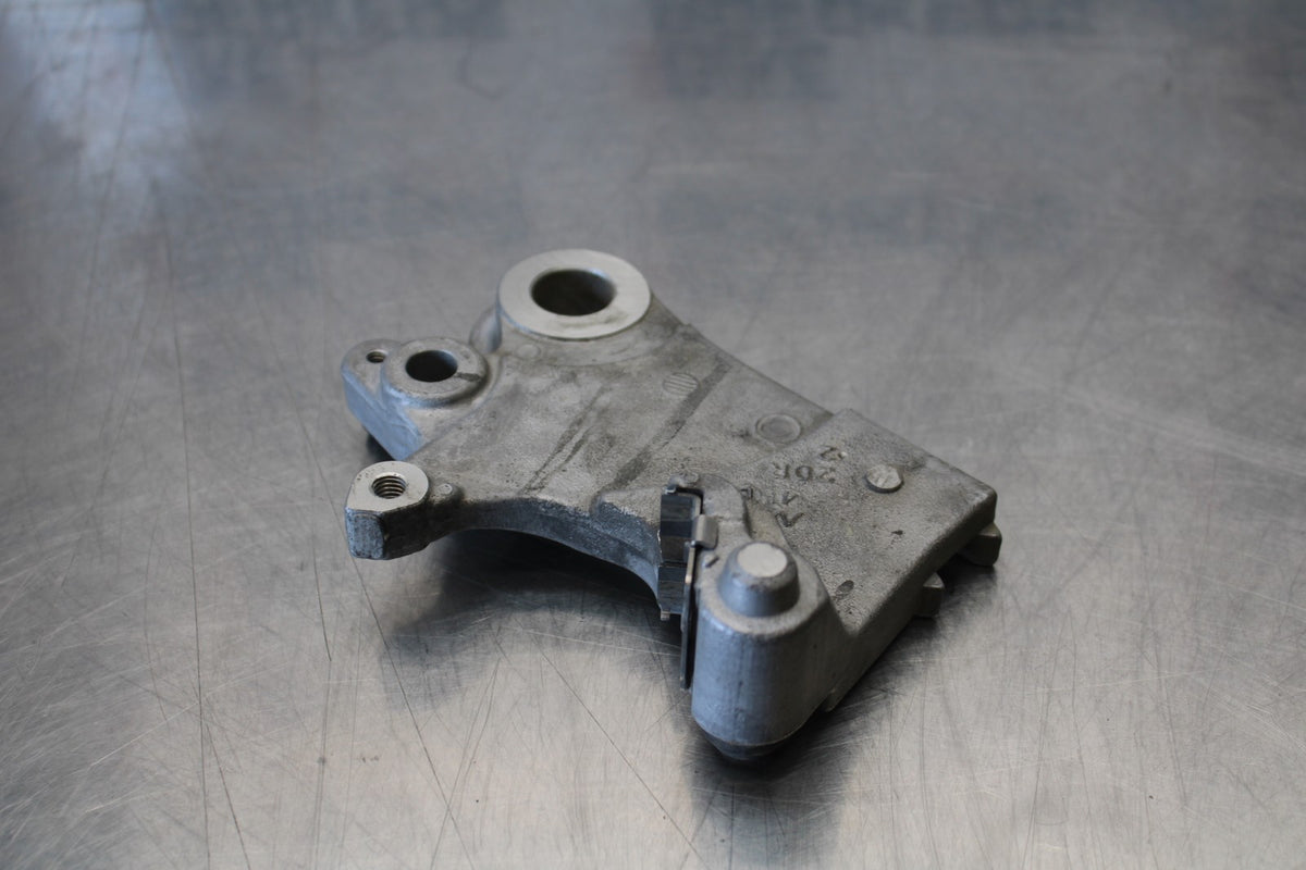 22-25 YAMAHA YZF R7 REAR BRAKE CALIPER HANGER BACK MOUNTING BRACKET BB176