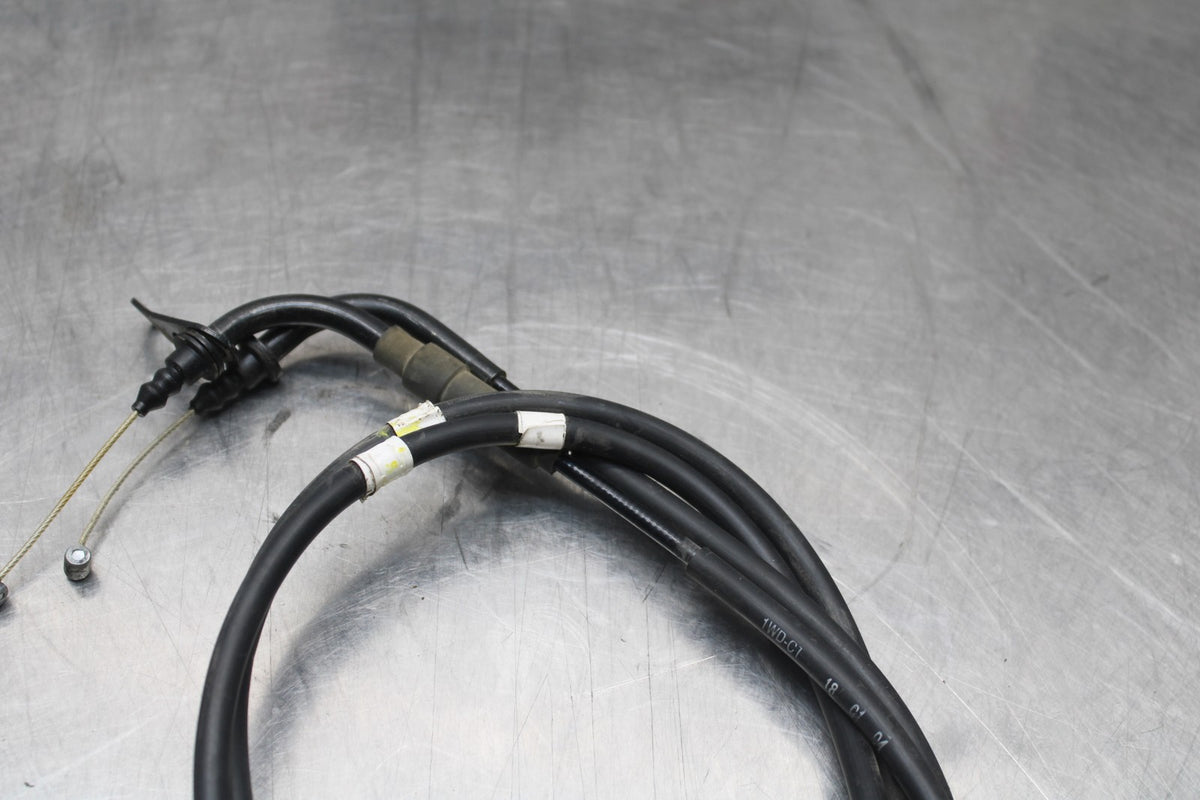 17-18 YAMAHA YZF R3 THROTTLE CABLES LINES BB788