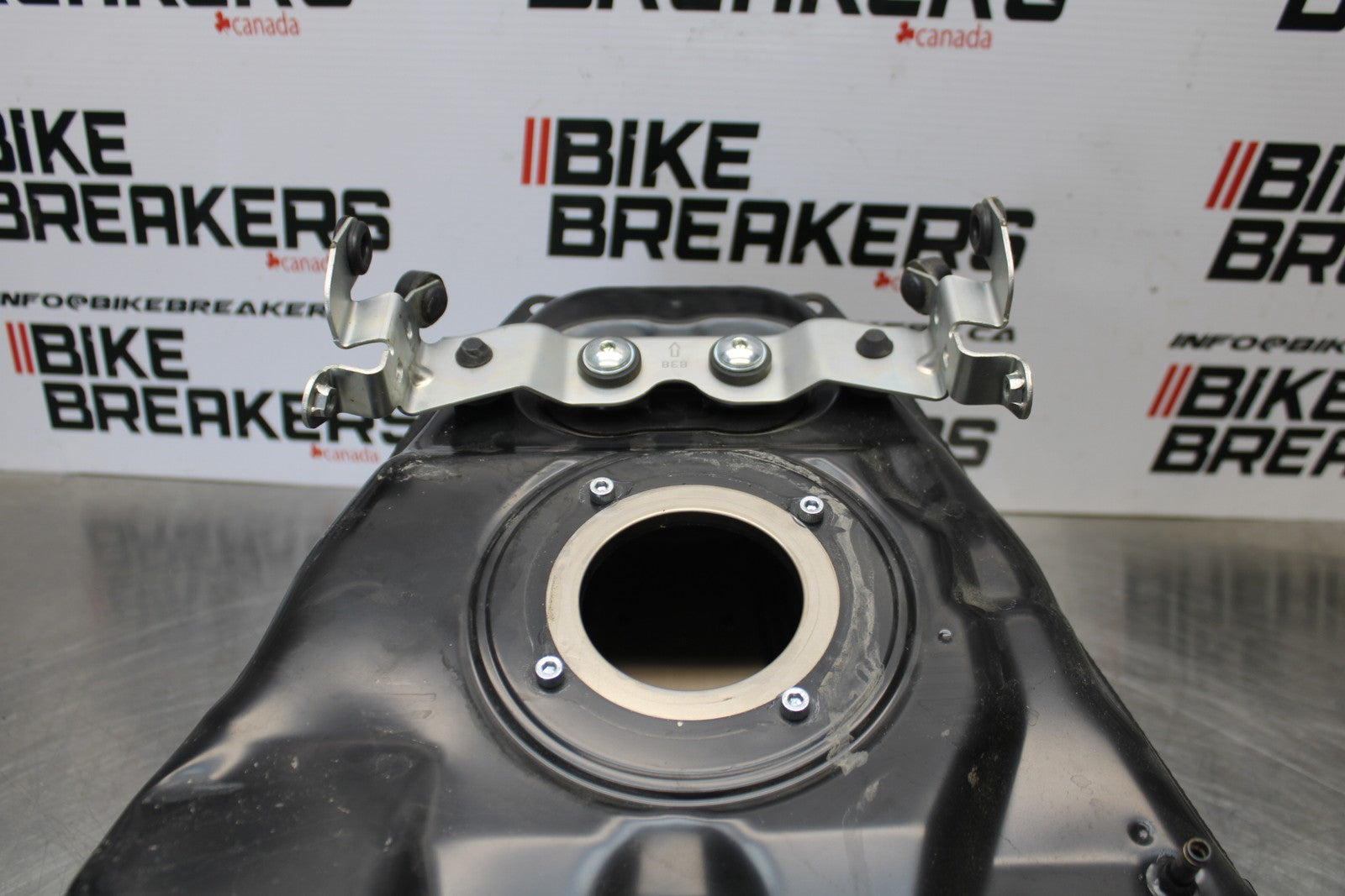 22-25 YAMAHA YZF R7 GAS TANK FUEL CELL PETROL RESERVOIR BB176
