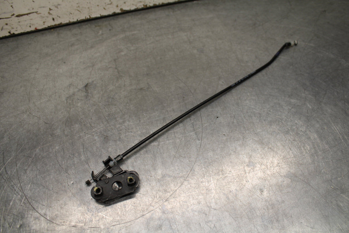 17-24 KTM 390 DUKE REAR PASSENGER SEAT LATCH LOCK ASSEMBLY BB734