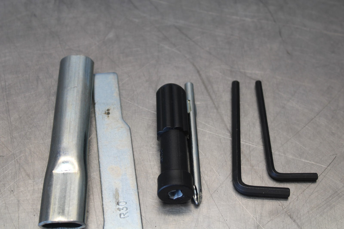 24-25 KAWASAKI NINJA 500 ABS STOCK TOOLS OEM TOOL BAG KIT SET BB899