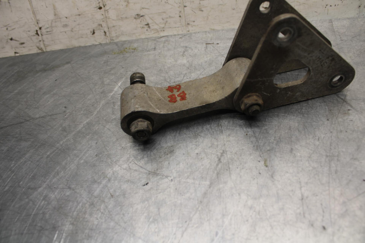 1996 Honda CBR900RR REAR DOGBONE SHOCK LINKAGE LINK BB09