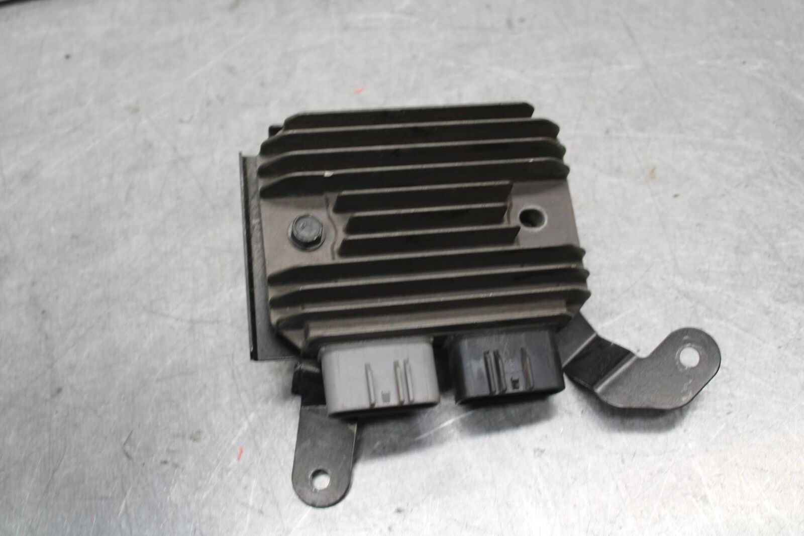 09-12 KAWASAKI NINJA ZX6R RECTIFIER VOLTAGE REGULATOR BB640