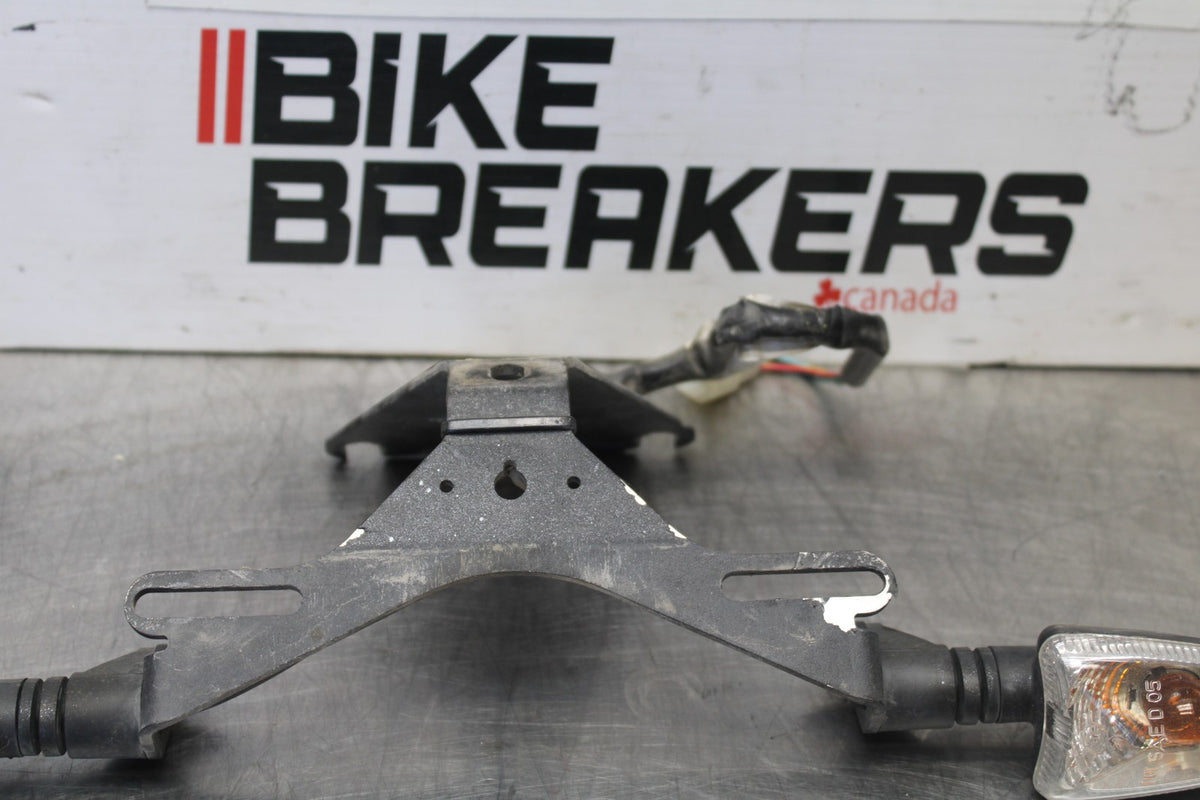 16 APRILIA TUONO V4 1100 FENDER ELIMINATOR LICENSE PLATE BRACKET & LIGHTS BB905