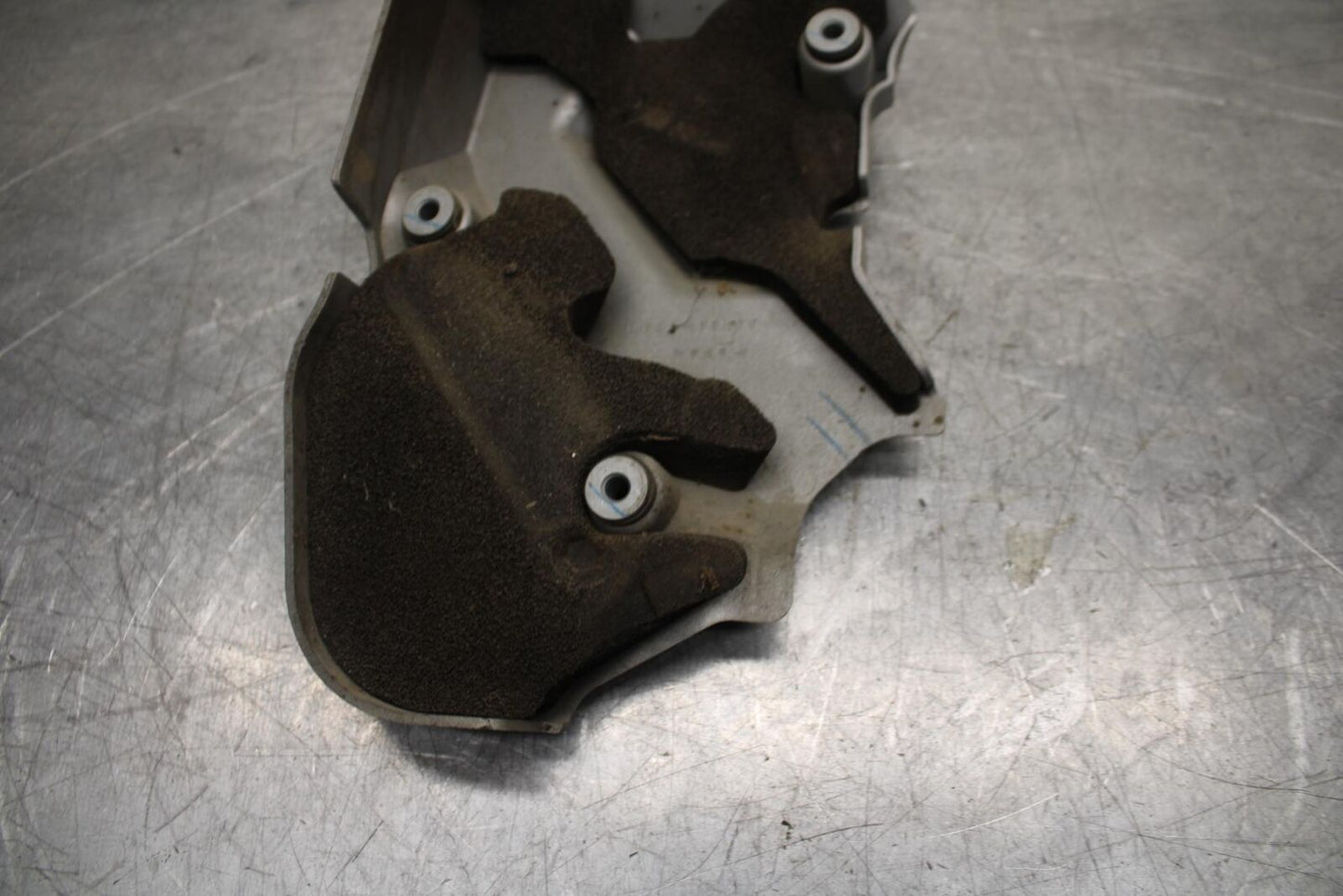 07-12 SUZUKI BANDIT GSF 650 F GSX650F ENGINE SPROCKET COVER BB90