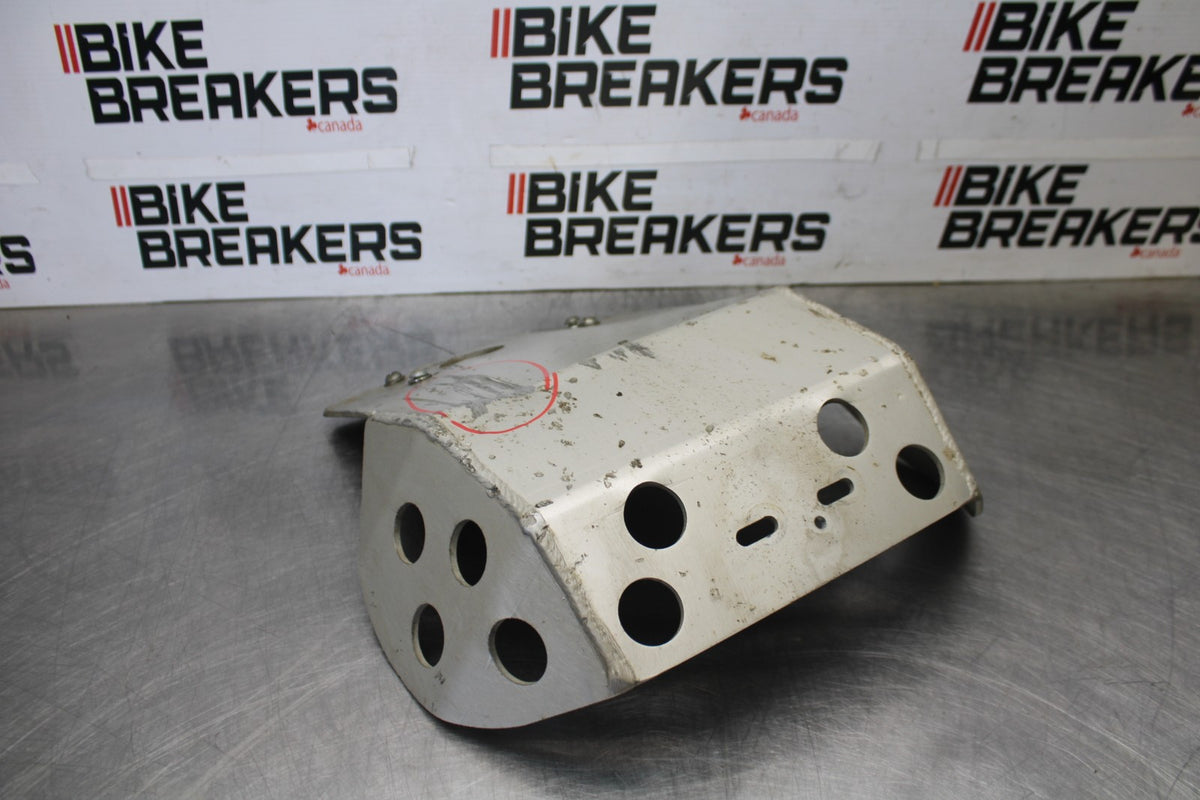 06 KAWASAKI KLR650 SKID PLATE FRAME COVER GUARD BB919