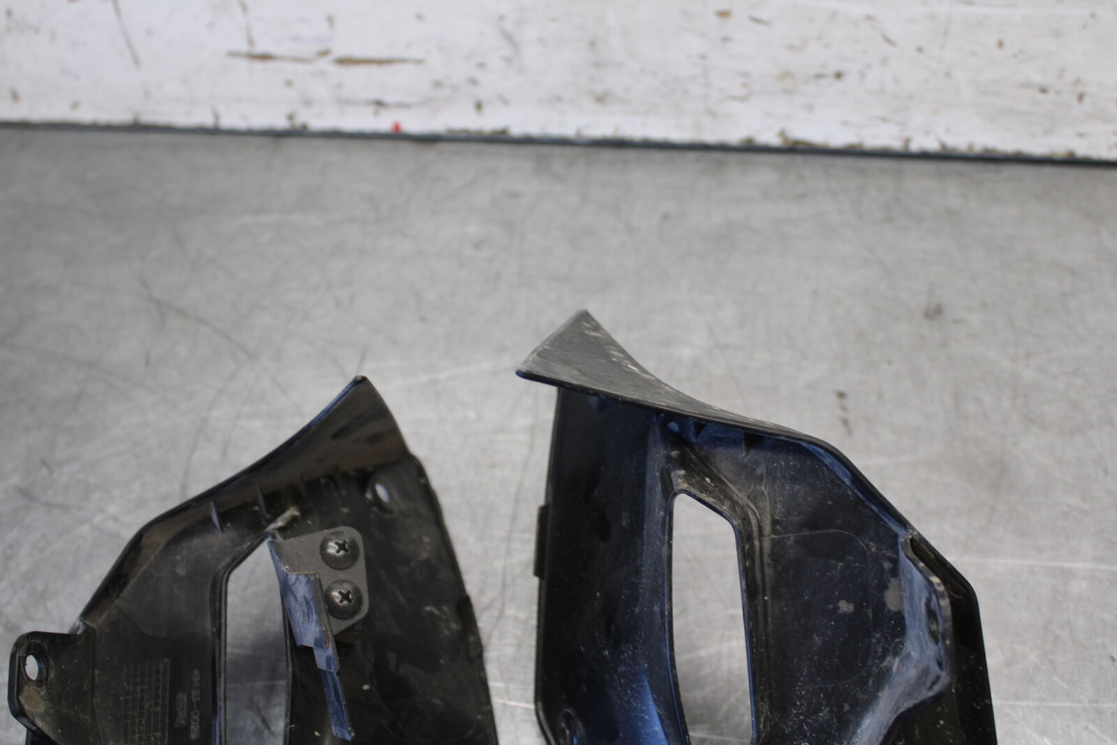 19-22 KAWASAKI Z400 RIGHT LEFT INNER FAIRINGS COWLS PANELS TRIMS BB708
